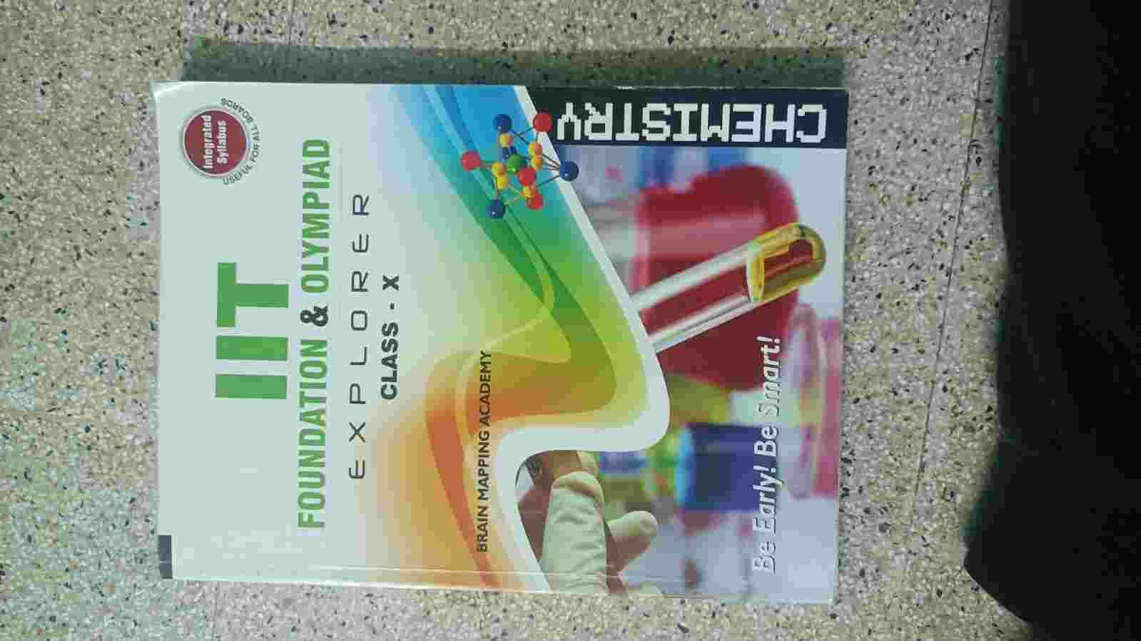 IIT FOUNDATION AND OLYMPIAD EXPLORER CHEMISTRY
